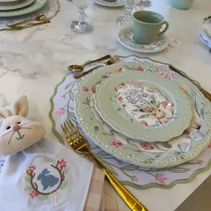 CONJUNTO COM 6 PRATOS RASOS MISS LILY SCALLA