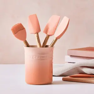KIT COM 4 ESPATULAS E PORTA UTENSILIO 1L CLASSIC PECHE LE CREUSET