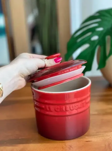 PORTA CONDIMENTOS G 800 ML VERMELHO LE CREUSET