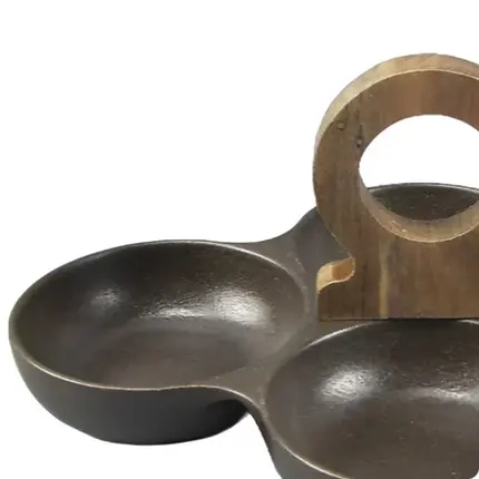 PETISQUEIRA EM CERAMICA PRETA