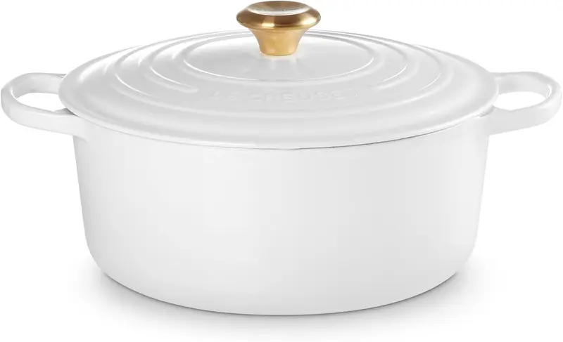 PANELA REDONDA 28CM SIGNATURE BRANCA (PEGADOR DOURADO) WHITE LE CREUSET