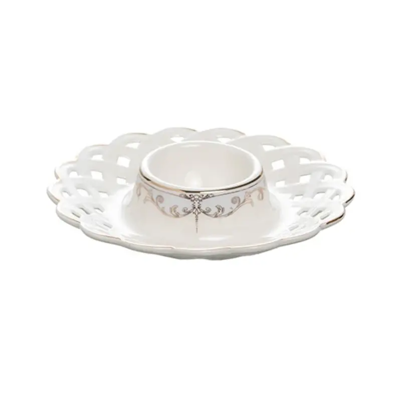 SUPORTE PARA OVO MON CHERI EM NEW BONE CHINA COM BORDA DOURADA 12 CM BRANCO LHERMITAGE
