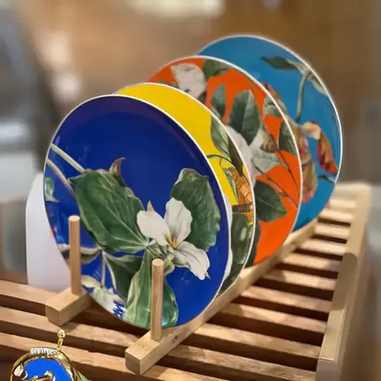JOGO COM 4 PRATOS DE SOBREMESA BLUMMEN EM NEW BONE CHINA 20 CM LHERMITAGE